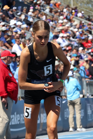 Mt. Vernon senior Evelyn prepares for the 800m event at the 2026 Drake Relays.