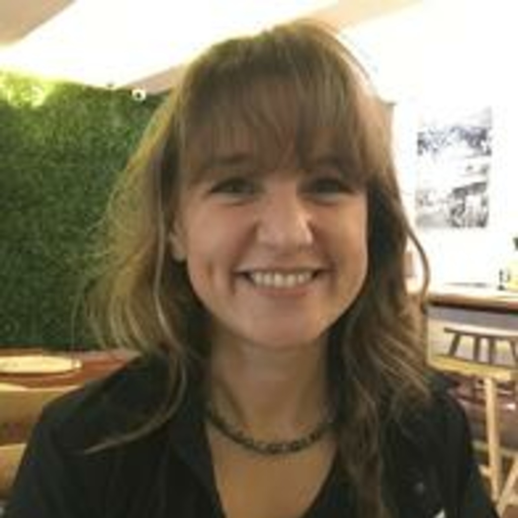 zeynep-headshot