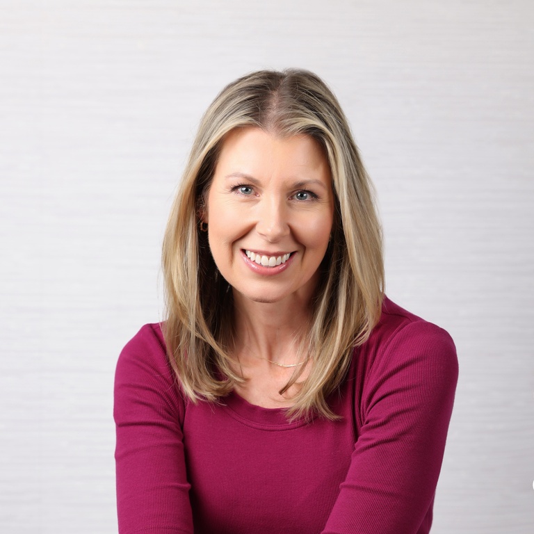 Lynda_Carlisle_headshot